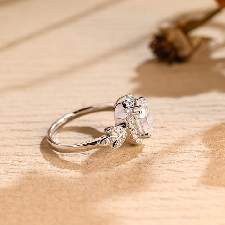 1.0ct-2.0ct Oval Cut Lab Grown Diamond Vintage Cluster Engagement Ring