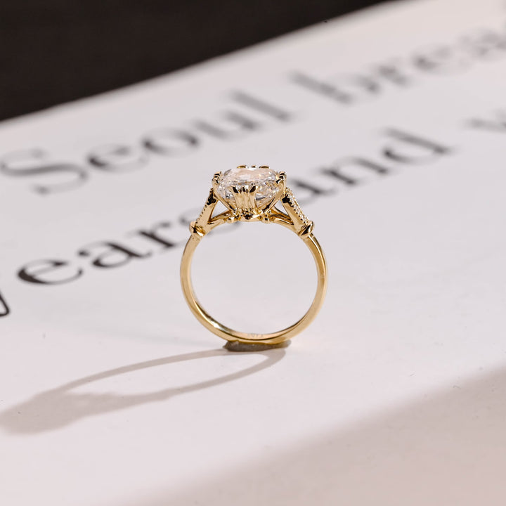 2.0ct-3.0ct Cushion Cut Lab Grown Diamond Filigree Engagement Ring