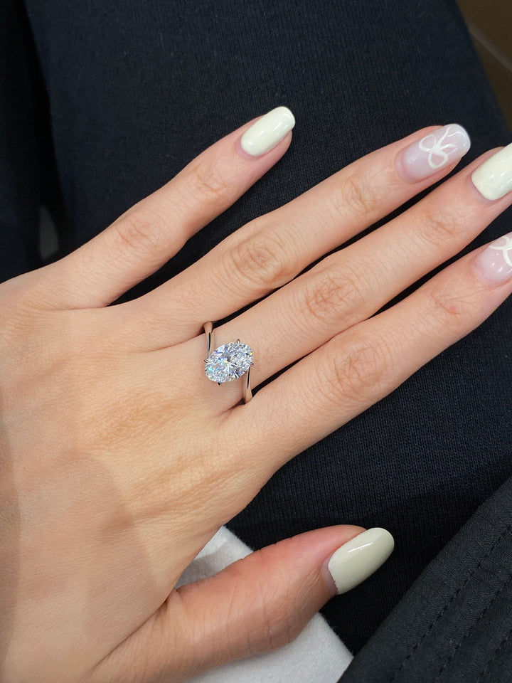 1.50ct-2.50ct Oval Cut Lab Grown Diamond Solitaire Engagement Ring