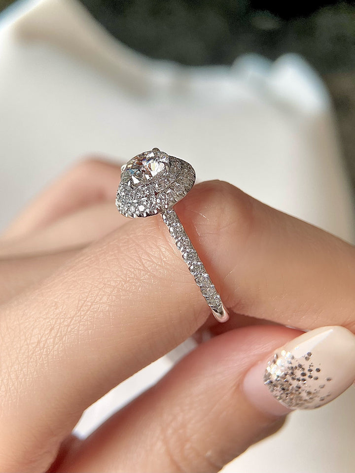 1.0ct-2.0ct Round Cut Lab Grown Double Halo Diamond Engagement Ring