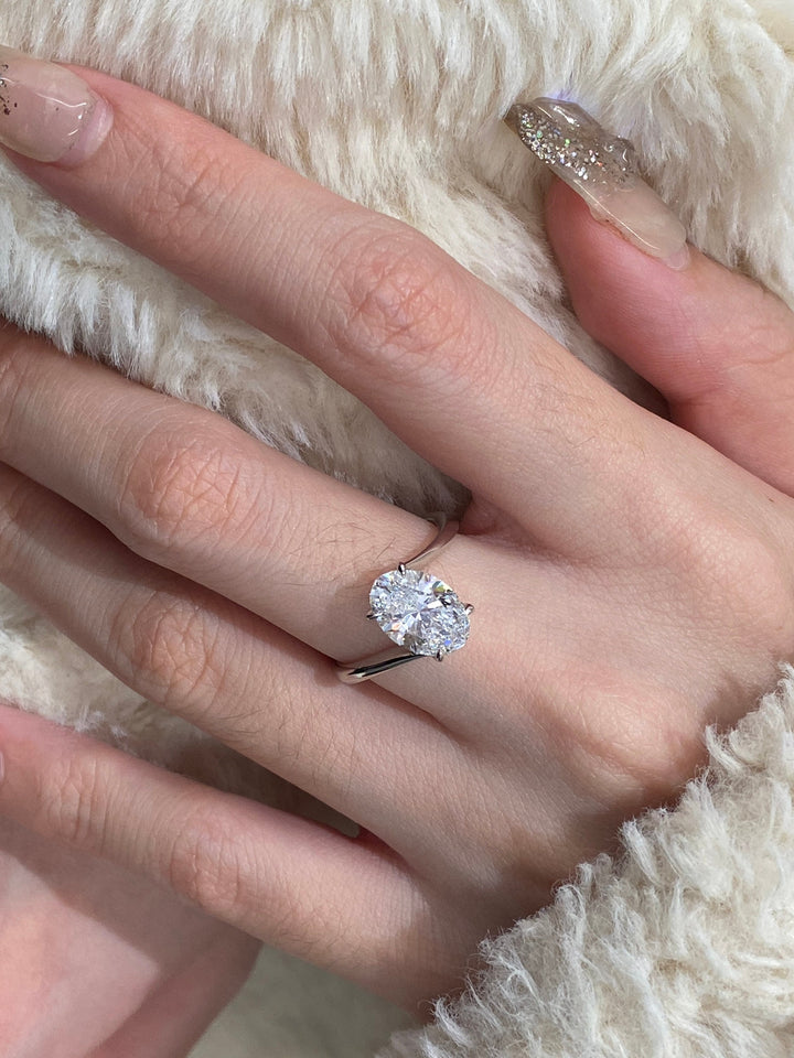 1.50ct-2.50ct Oval Cut Lab Grown Diamond Solitaire Engagement Ring