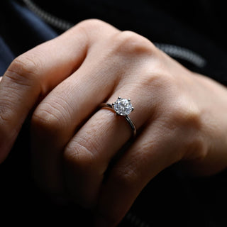 2.0ct-4.0ct Round Cut Lab Grown Solitaire Diamond Engagement Ring