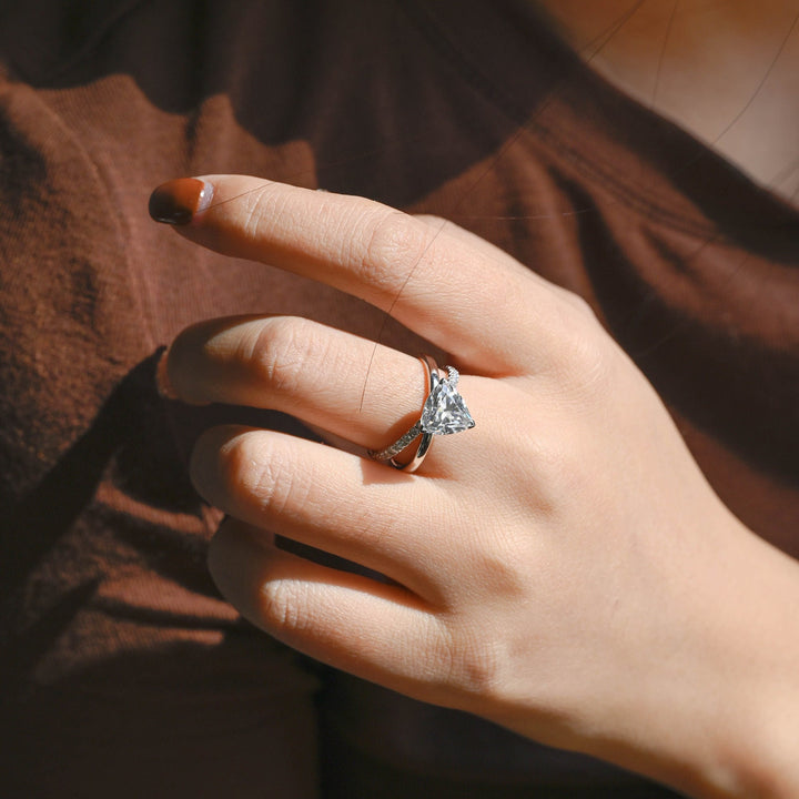 1.50ct-2.50ct Trillion Cut Lab Grown Diamond Crossover Engagement Ring