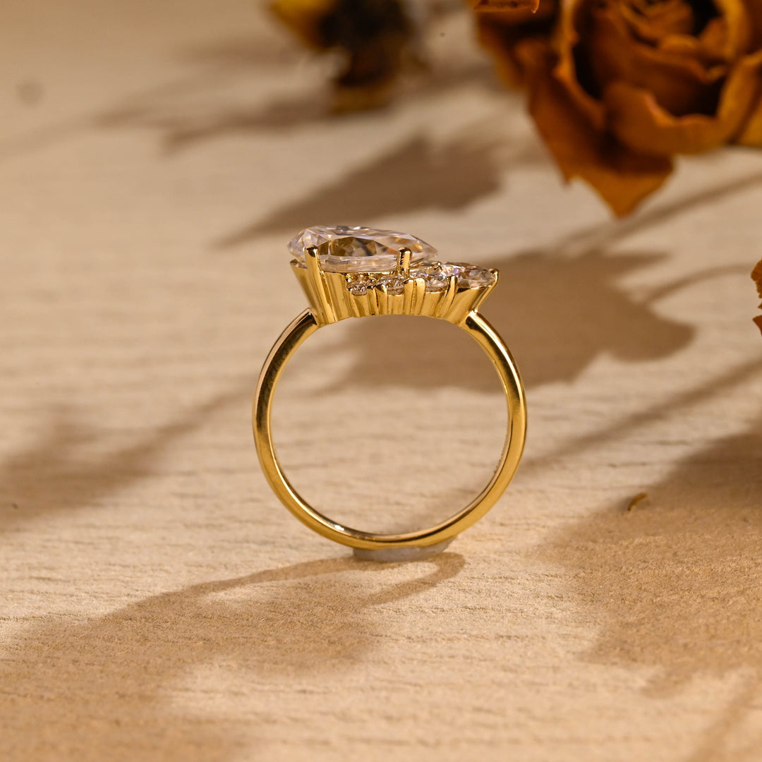 2.50ct-3.50ct Pear Cut Lab Grown Diamond Unique Cluster Engagement Ring