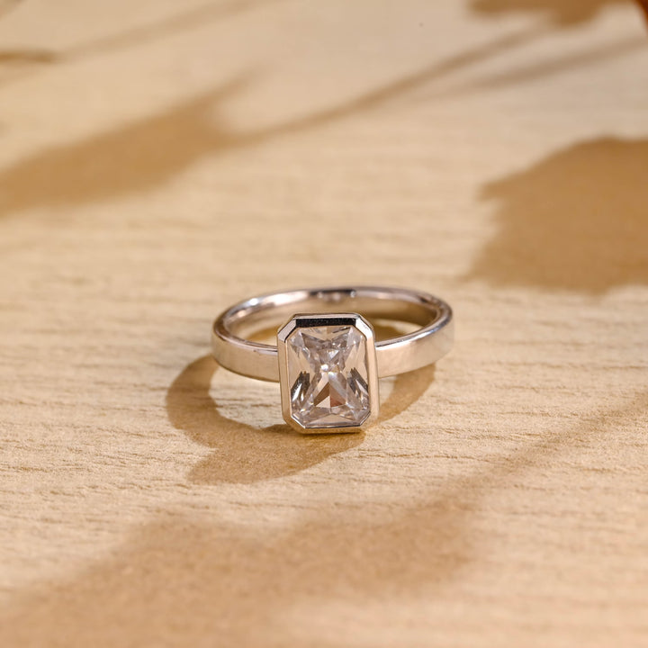 1.50ct-2.50ct Bezel Set Radiant Cut Lab Grown Diamond Engagement Ring