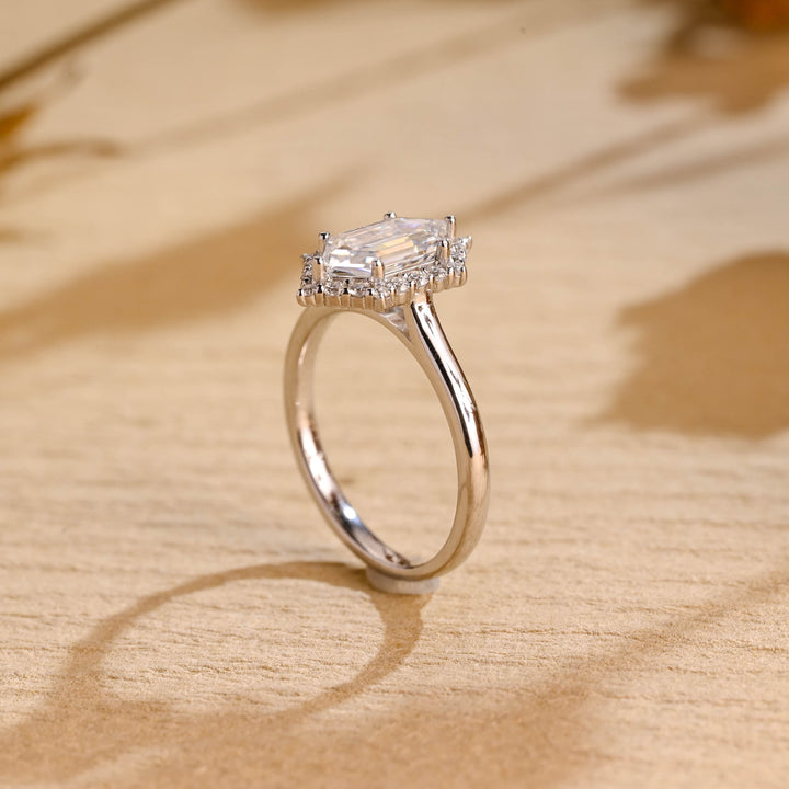 1.50ct-2.50ct Hexagon Cut Lab Grown Diamond Halo Engagement Ring
