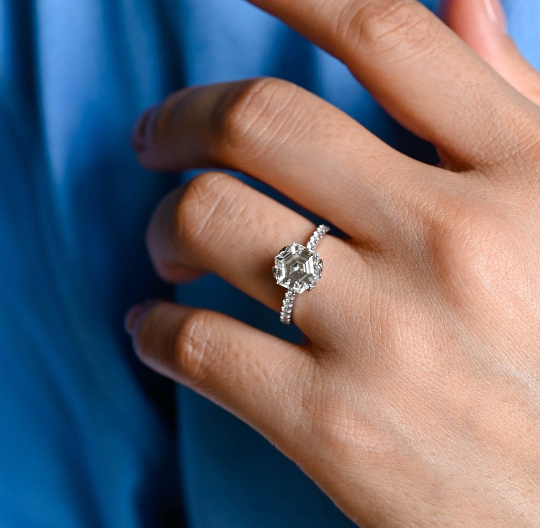 2.0ct-3.0ct Hexagon Cut Lab Grown Diamond Tulip Flower Engagement Ring