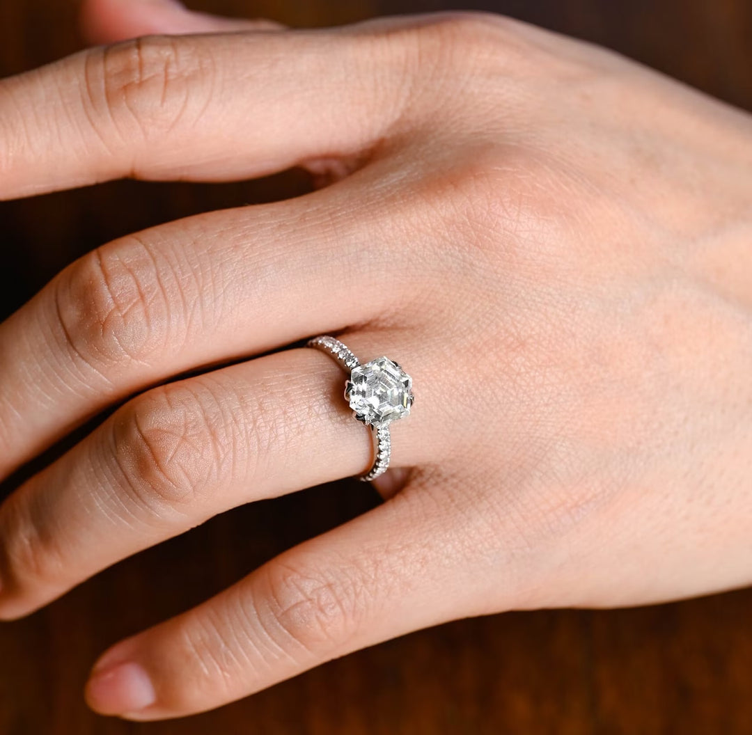 2.0ct-3.0ct Hexagon Cut Lab Grown Diamond Tulip Flower Engagement Ring