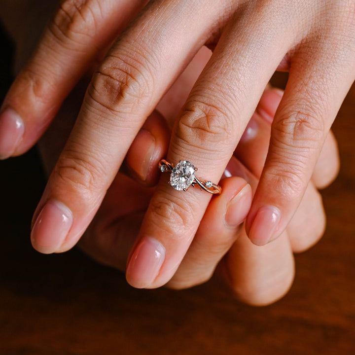 2.0ct-3.0ct Oval Cut Lab Grown Diamond Twig Engagement Ring