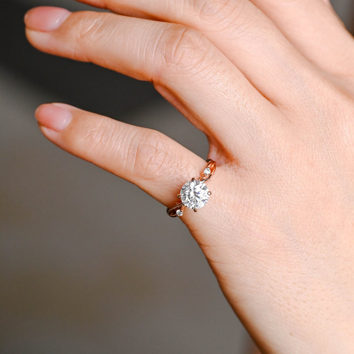 2.0ct-3.0ct Round Cut Lab Grown Diamond Twig Engagement Ring