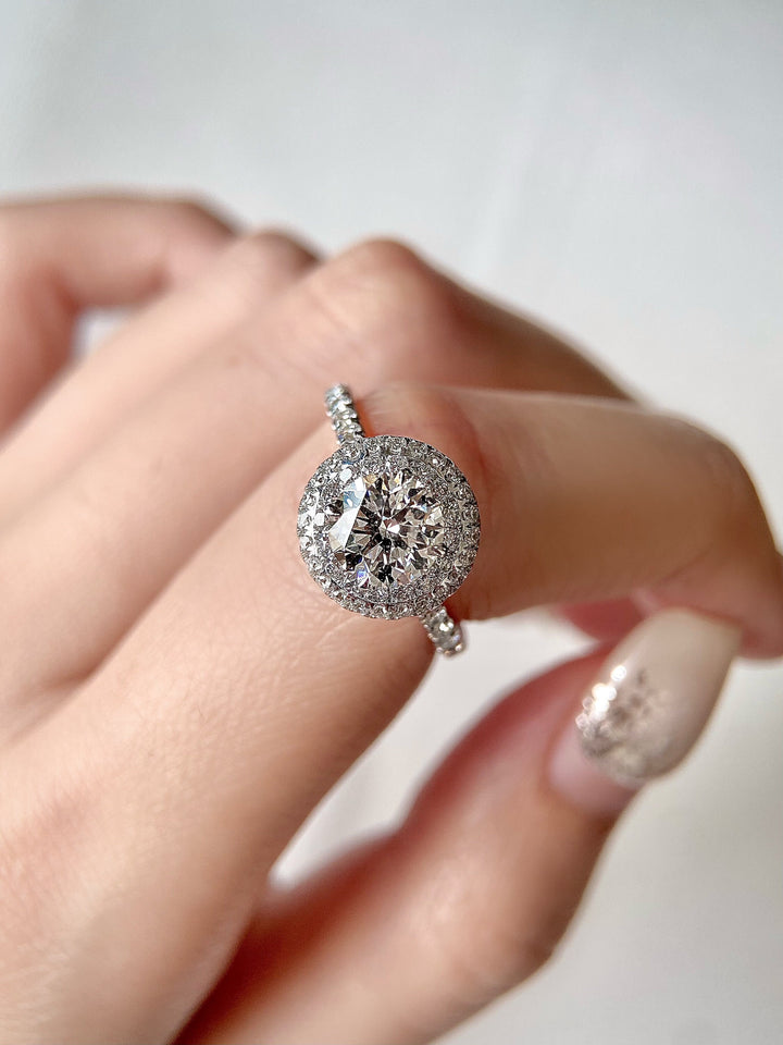 1.0ct-2.0ct Round Cut Lab Grown Double Halo Diamond Engagement Ring