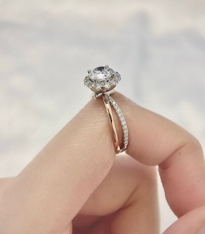 1.0ct-2.0ct Round Cut Lab Grown Halo Diamond Engagement Ring
