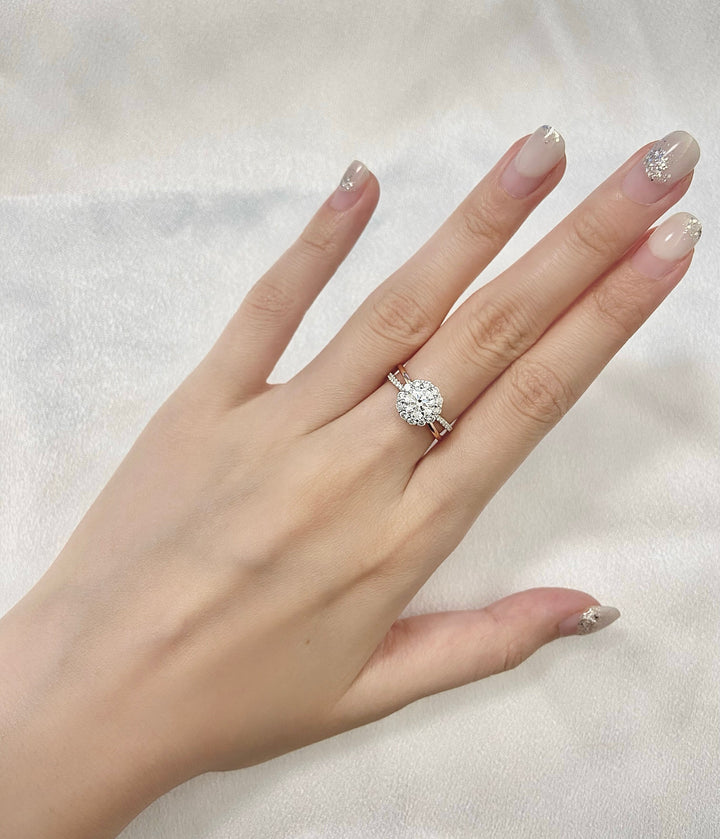 1.0ct-2.0ct Round Cut Lab Grown Halo Diamond Engagement Ring