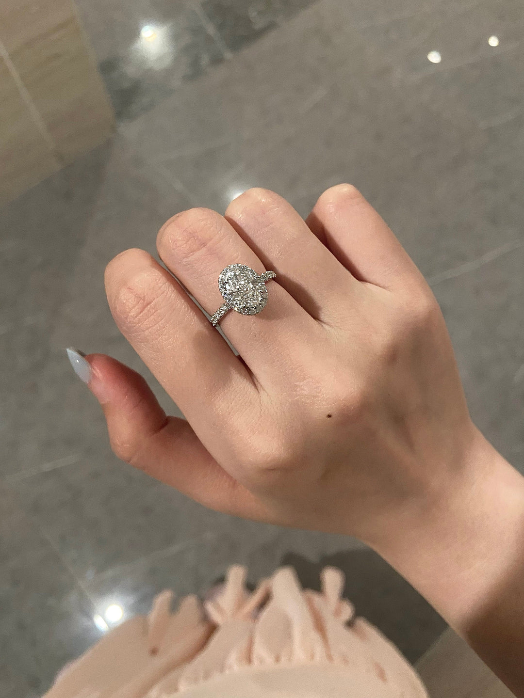 1.50ct-2.50ct Oval Cut Lab Grown Diamond Halo Engagement Ring