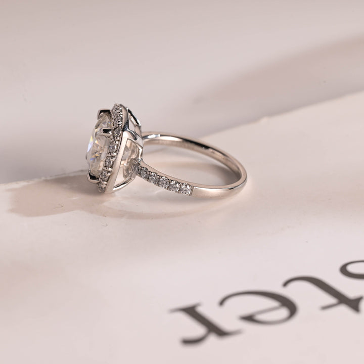 1.0ct-2.0ct Cushion Cut Lab Grown Diamond Halo Engagement Ring