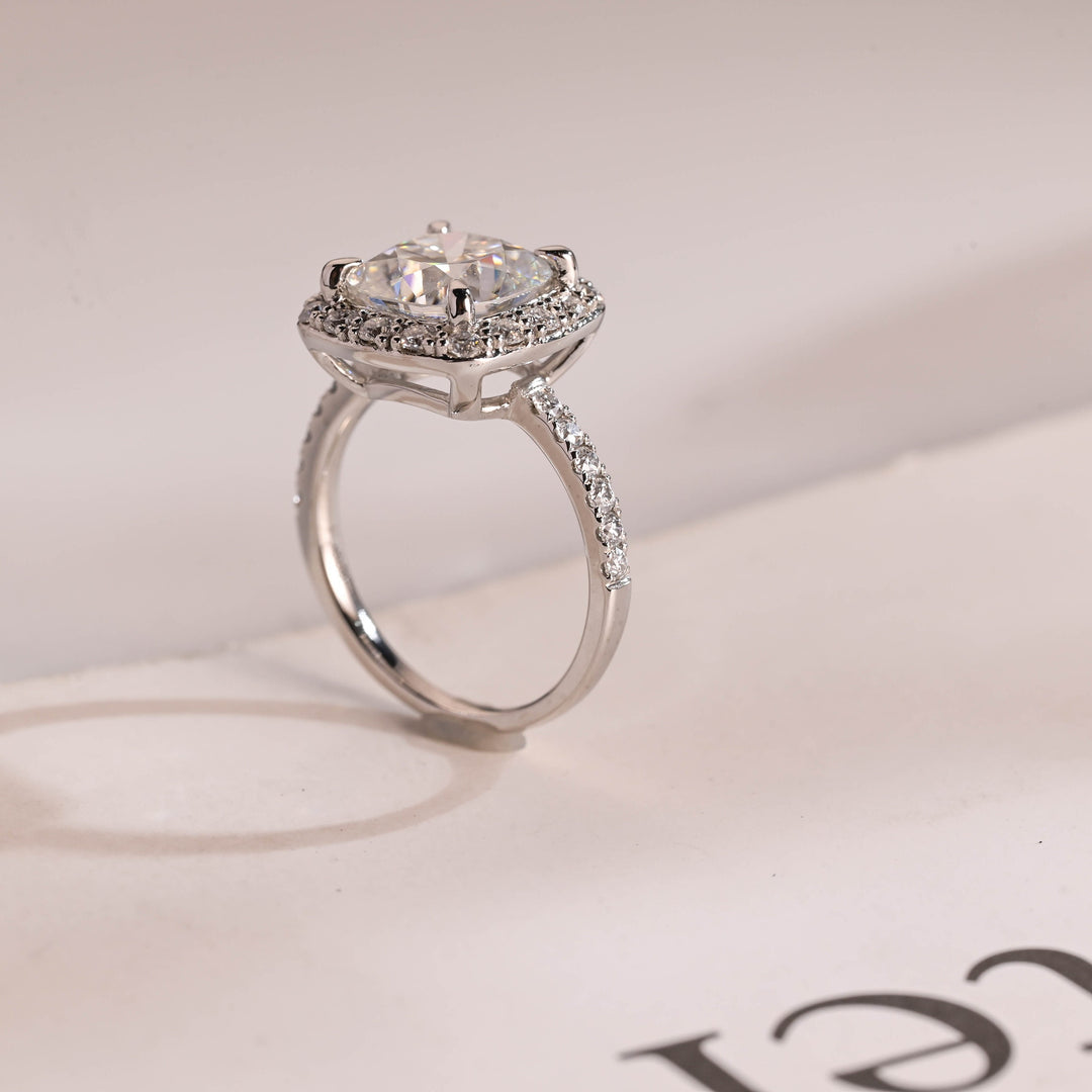1.0ct-2.0ct Cushion Cut Lab Grown Diamond Halo Engagement Ring