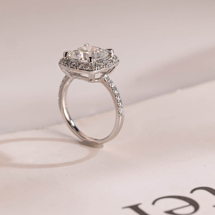 1.0ct-2.0ct Cushion Cut Lab Grown Diamond Halo Engagement Ring