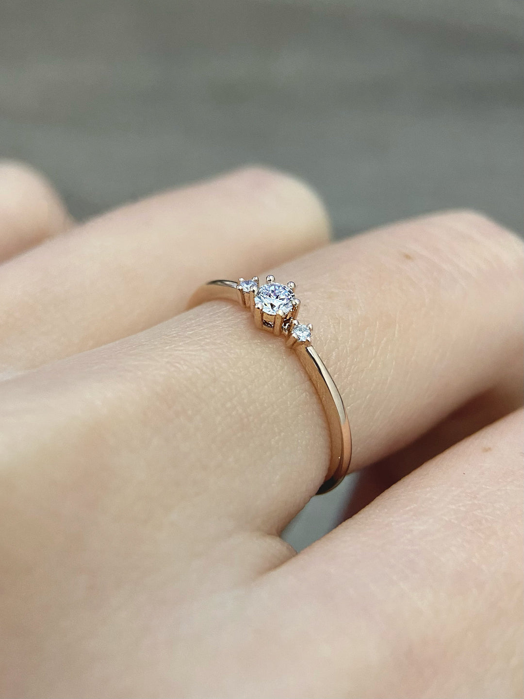 1.0ct-2.0ct Round Cut Lab Grown Diamond Three Stone Engagement Ring