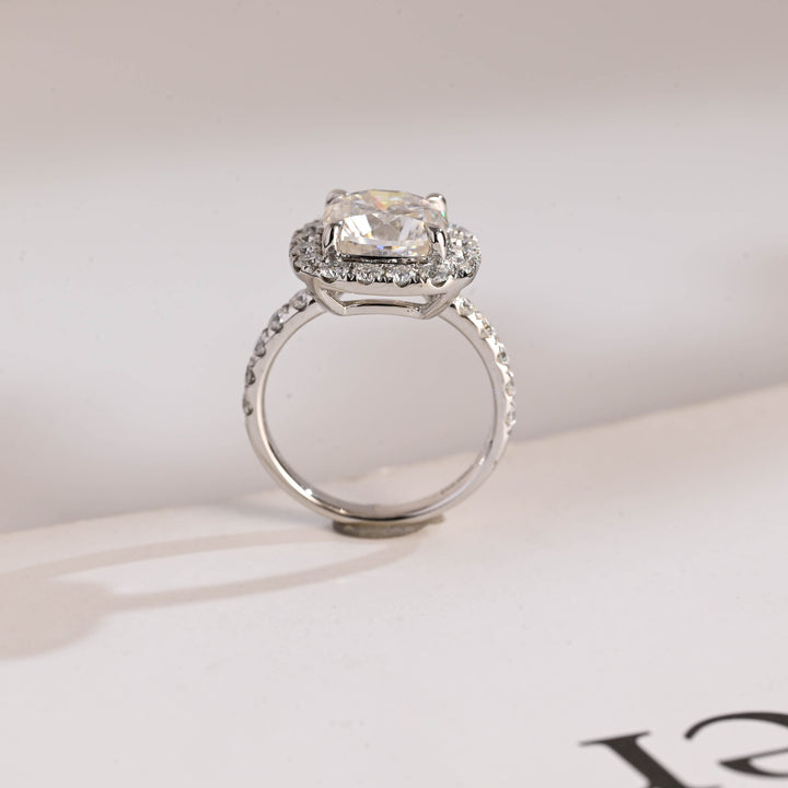 1.0ct-2.0ct Cushion Cut Lab Grown Diamond Halo Engagement Ring