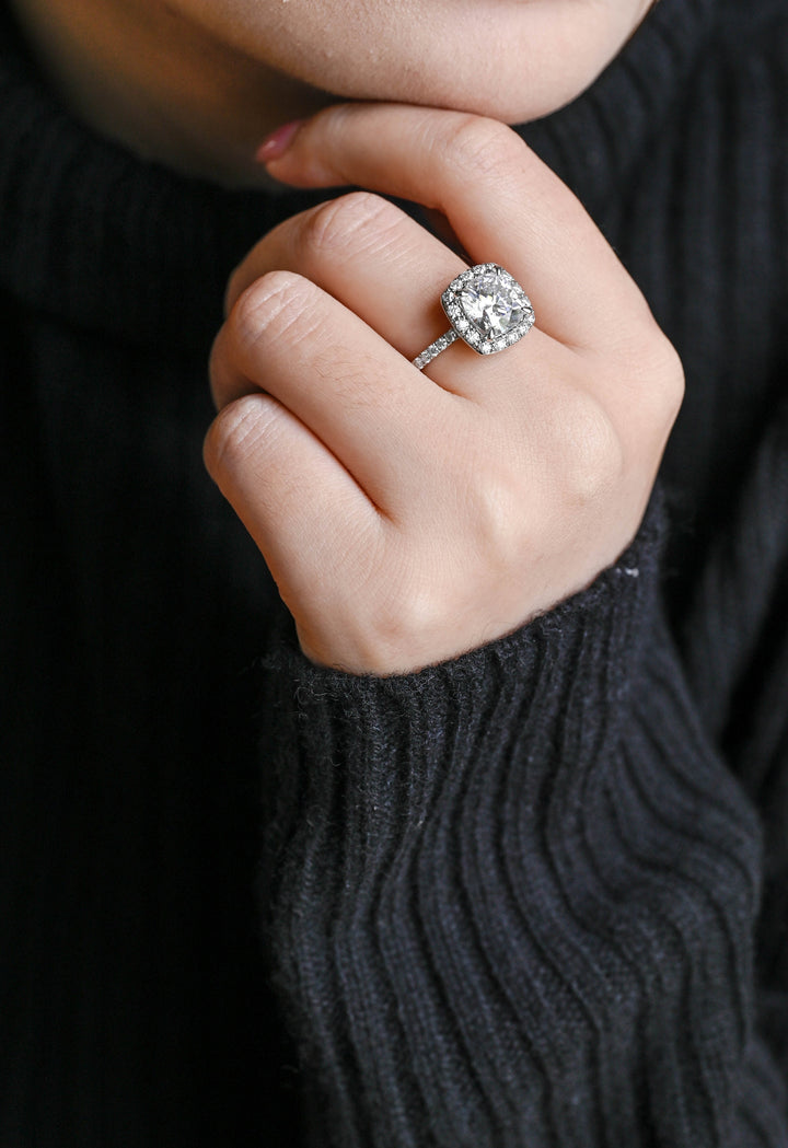 1.0ct-2.0ct Cushion Cut Lab Grown Diamond Halo Engagement Ring