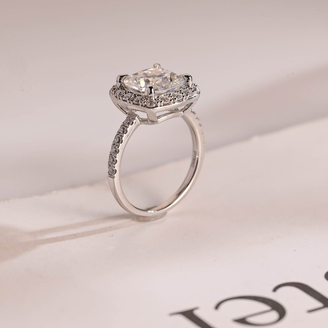 1.0ct-2.0ct Cushion Cut Lab Grown Diamond Halo Engagement Ring