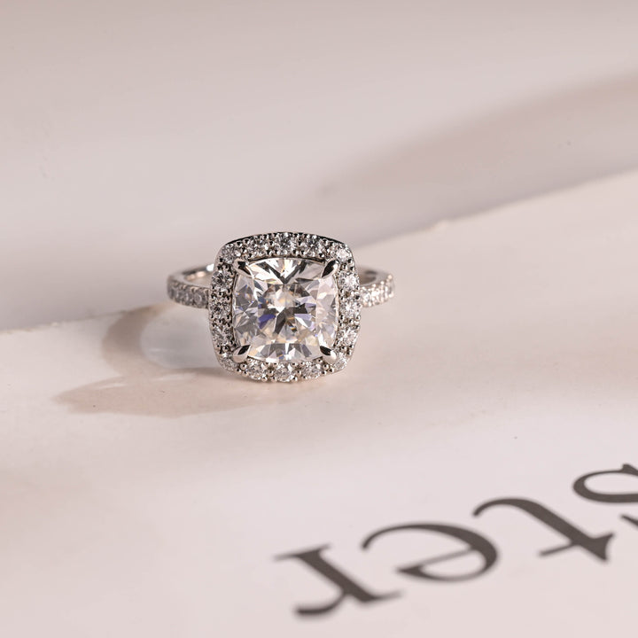 1.0ct-2.0ct Cushion Cut Lab Grown Diamond Halo Engagement Ring
