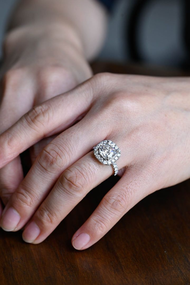 1.0ct-2.0ct Cushion Cut Lab Grown Diamond Halo Engagement Ring