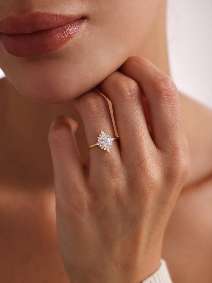 1.0ct-2.0ct Oval Cut Lab Grown Diamond Floral Halo Engagement Ring