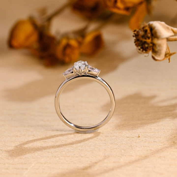 1.0ct-2.0ct Oval Cut Lab Grown Diamond Three Stone Engagement Ring