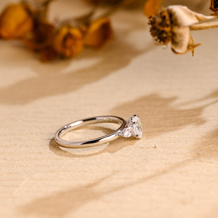 1.0ct-2.0ct Oval Cut Lab Grown Diamond Three Stone Engagement Ring