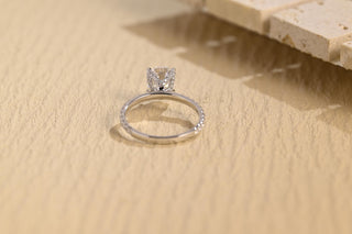 2.0ct-3.0ct Pear Cut Lab Grown Diamond Tulip Set Engagement Ring