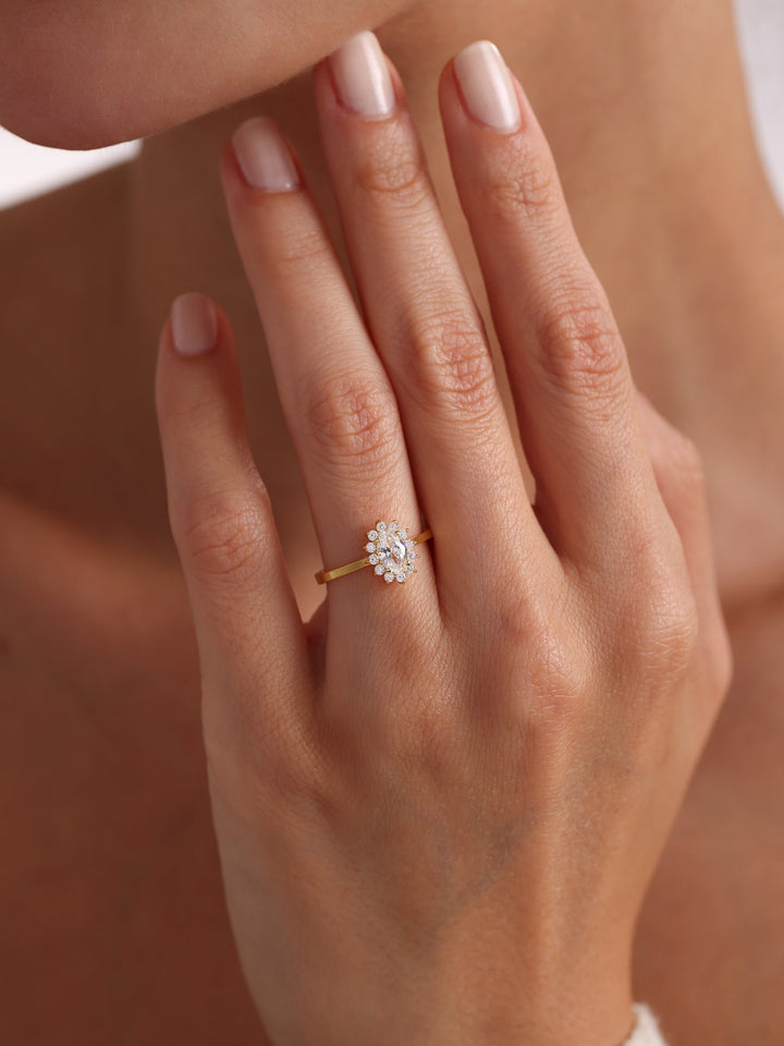 1.0ct-2.0ct Oval Cut Lab Grown Diamond Floral Halo Engagement Ring