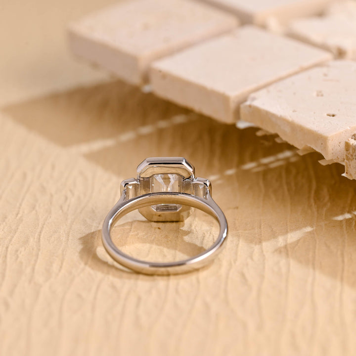 1.0ct-2.0ct Emerald Cut Lab Grown Diamond Unique Halo Engagement Ring
