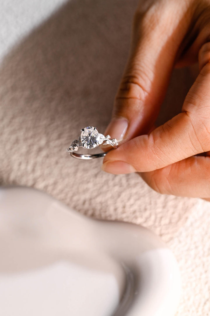 1.50ct-2.50ct Oval Cut Lab Grown Diamond Unique Twig Engagement Ring
