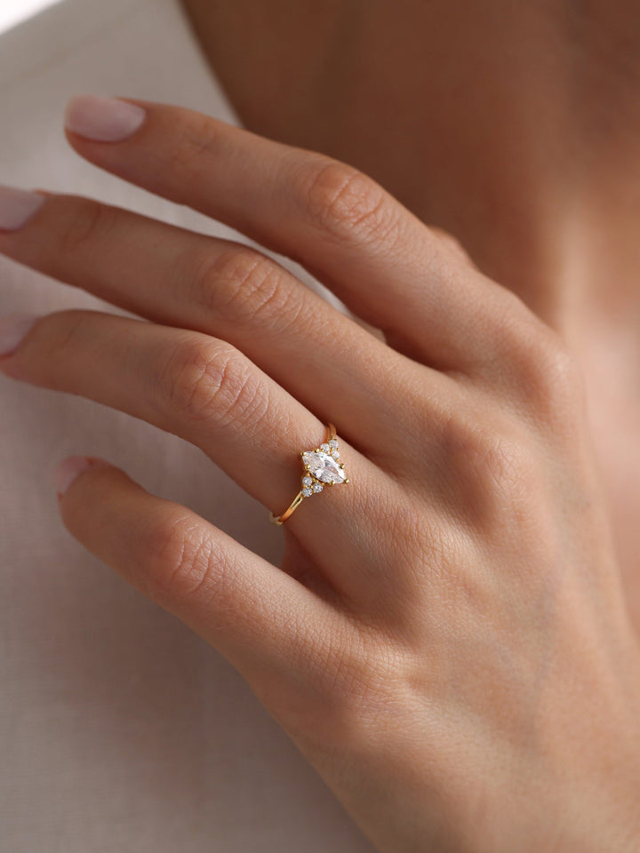 1.0ct-2.0ct Marquise Cut Lab Grown Diamond Cluster Engagement Ring