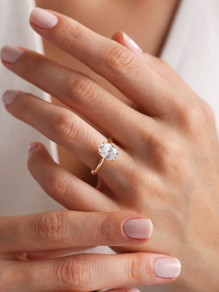 2.0ct-3.0ct Oval Cut Lab Grown Diamond Solitaire Engagement Ring