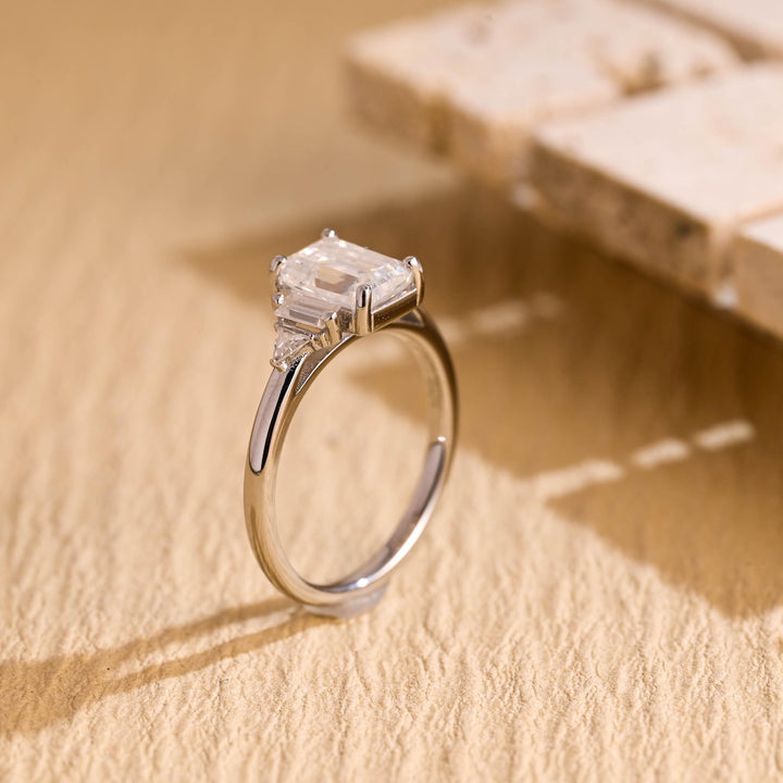 1.50ct-2.50ct Emerald Cut Lab Grown Diamond Cluster Engagement Ring