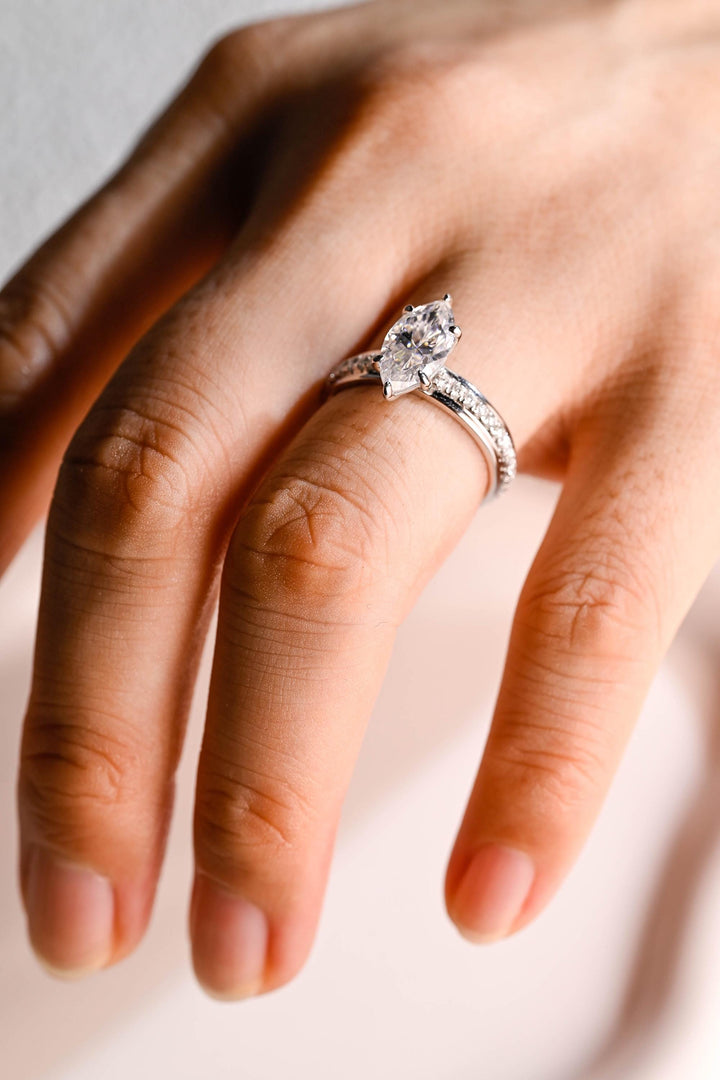 1.0ct-2.0ct Marquise Cut Lab Grown Diamond Thick Engagement Ring