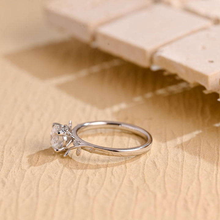 2.0ct-3.0ct Round Cut Lab Grown Diamond Vintage Twig Engagement Ring