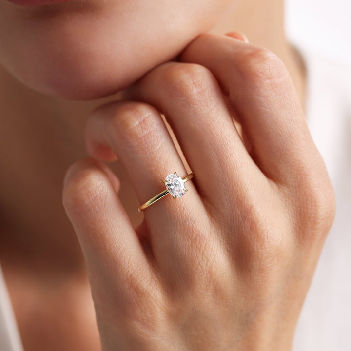 1.0ct-2.0ct Oval Cut Lab Grown Diamond Solitaire Engagement Ring