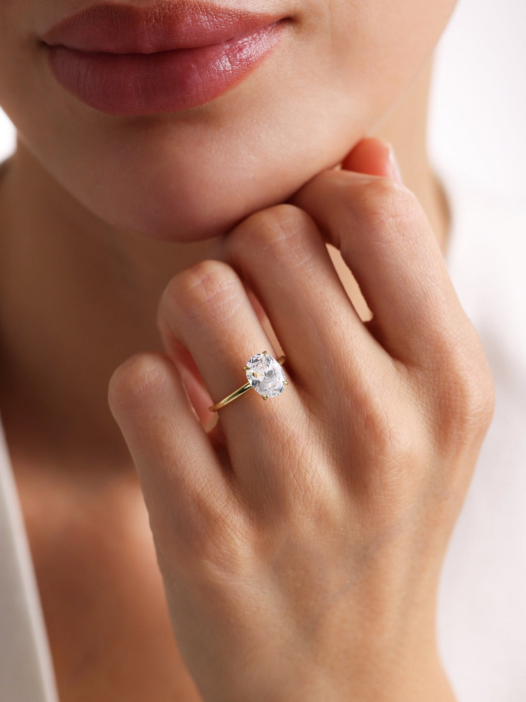 2.0ct-3.0ct Oval Cut Lab Grown Diamond Solitaire Engagement Ring