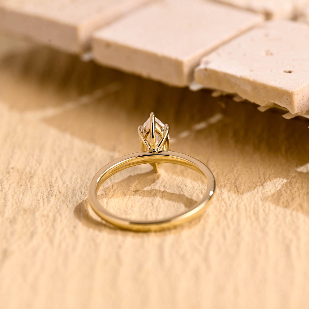 1.50ct-2.50ct Marquise Cut Lab Grown Diamond Solitaire Engagement Ring