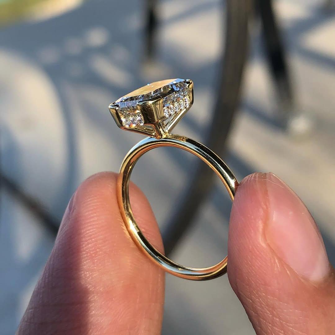 3.0CT Emerald Criss Cut Lab Grown D/VS1 Diamond Hidden Halo Engagement Ring