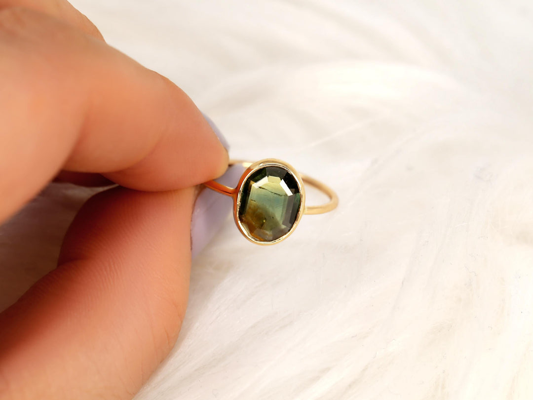 2.0CT Green Oval Cut Lab Grown Bezel Set Engagement Ring