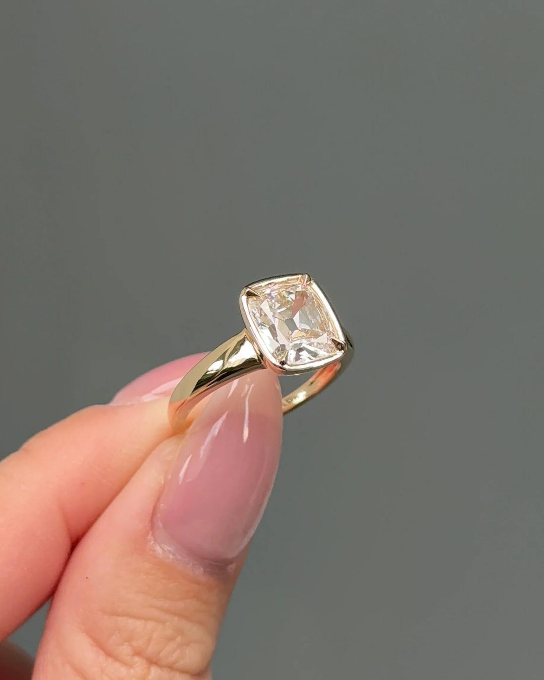 2.0CT Old Mine Cushion Lab Grown E/VS1 Diamond Bezel Engagement Ring