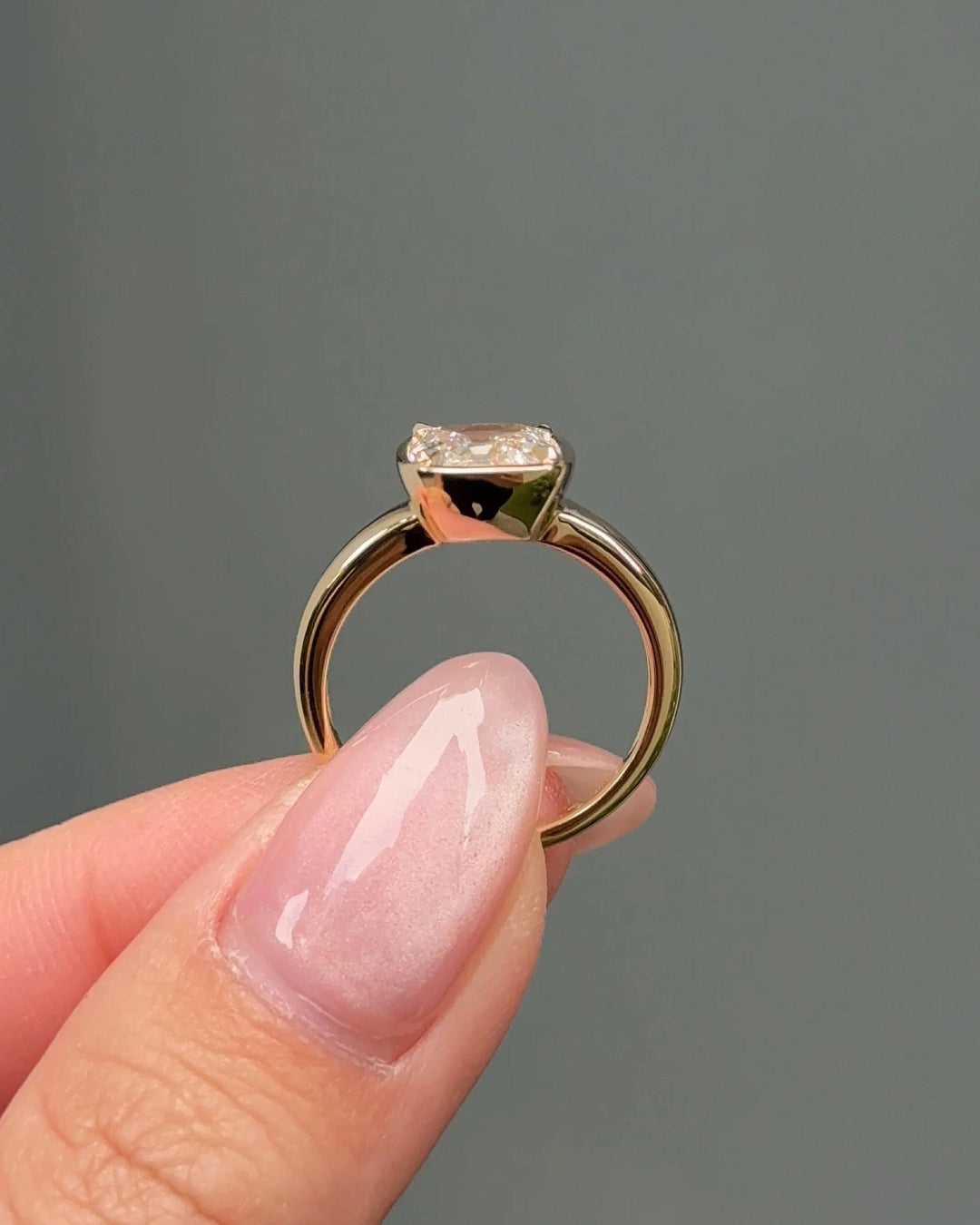 2.0CT Old Mine Cushion Lab Grown E/VS1 Diamond Bezel Engagement Ring
