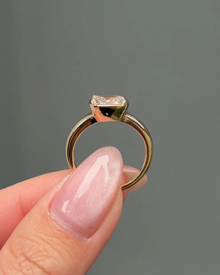 2.0CT Old Mine Cushion Lab Grown E/VS1 Diamond Bezel Engagement Ring