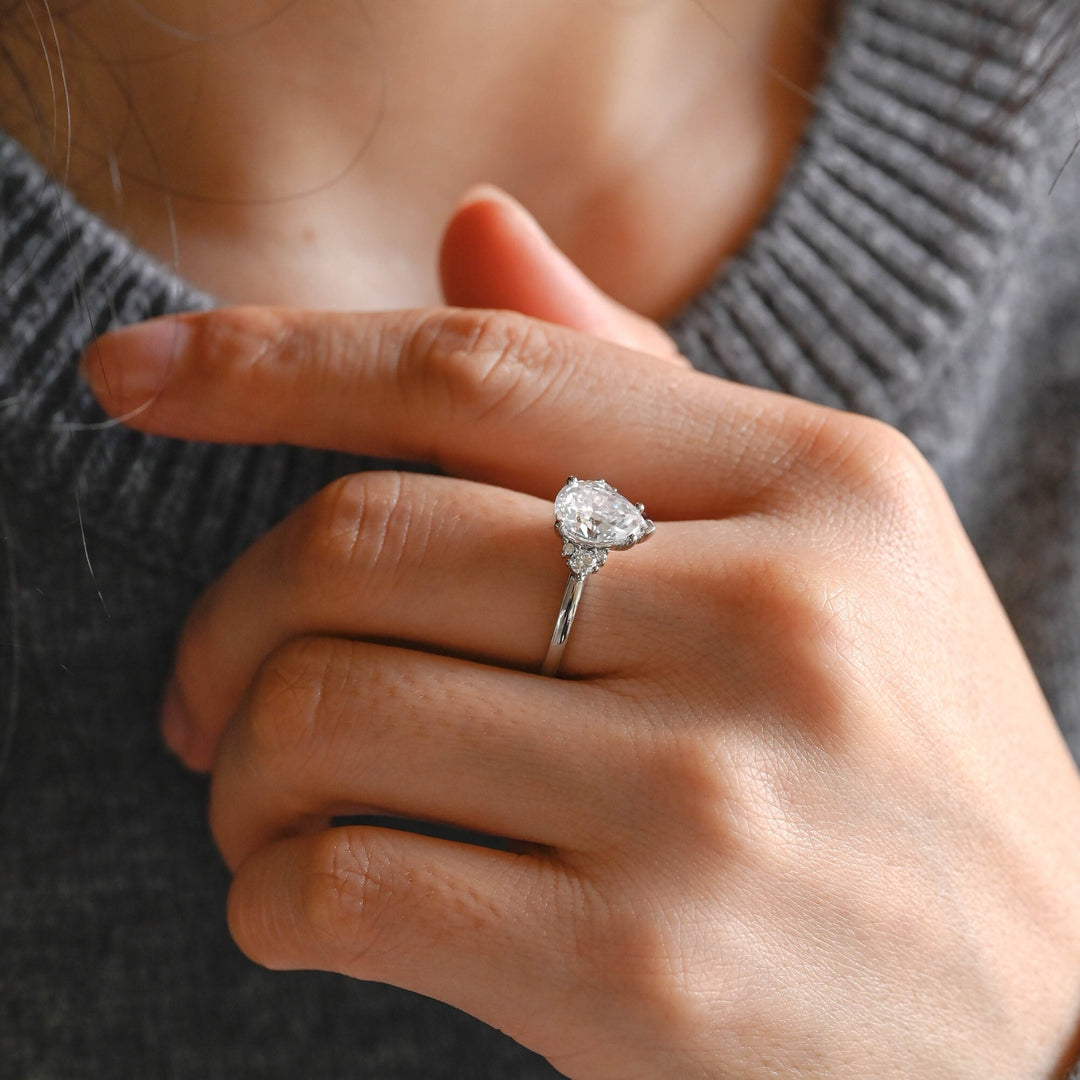 1.50ct-2.50ct Pear Cut Lab Grown Diamond Cluster Engagement Ring