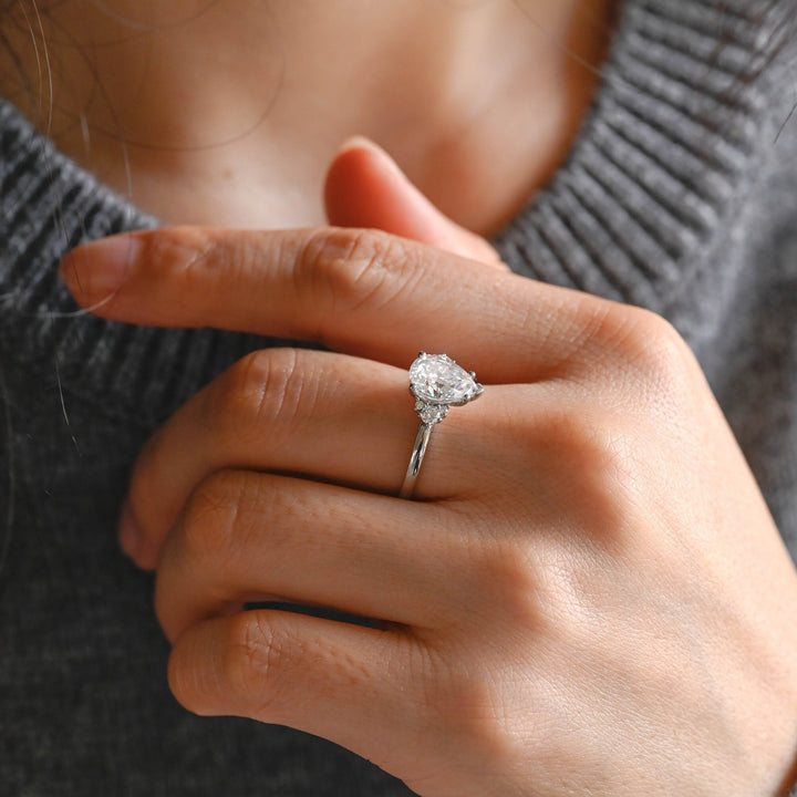 1.50ct-2.50ct Pear Cut Lab Grown Diamond Cluster Engagement Ring