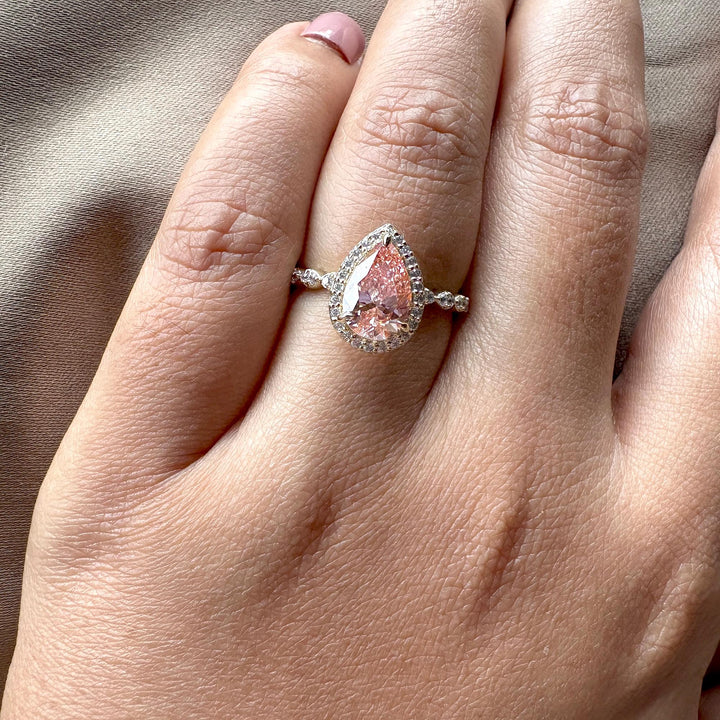 luxury lab diamond ring, bespoke pear engagement ring, GIA certified lab pink diamond, ethical bridal jewelry.
